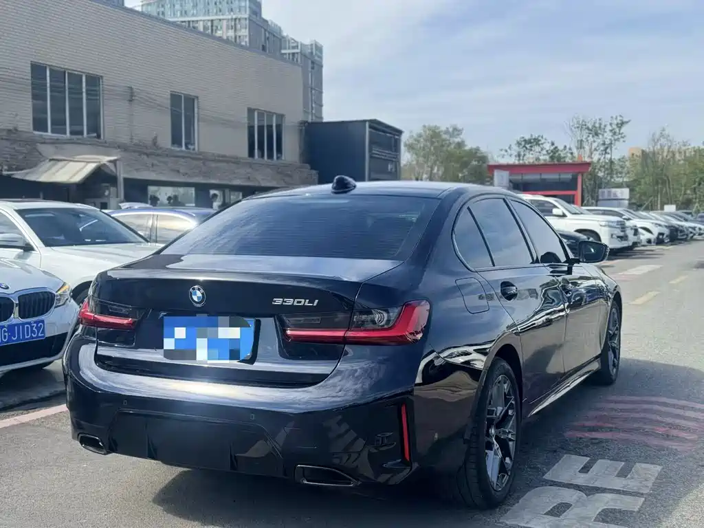 BMW 3 Series — миниатюра 9