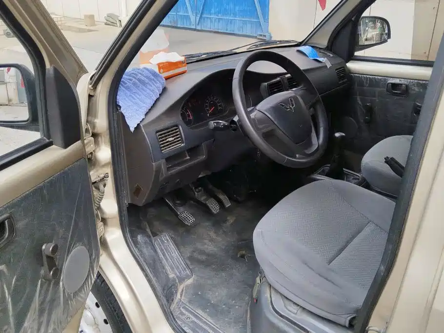 Wuling Rongguang — миниатюра 9