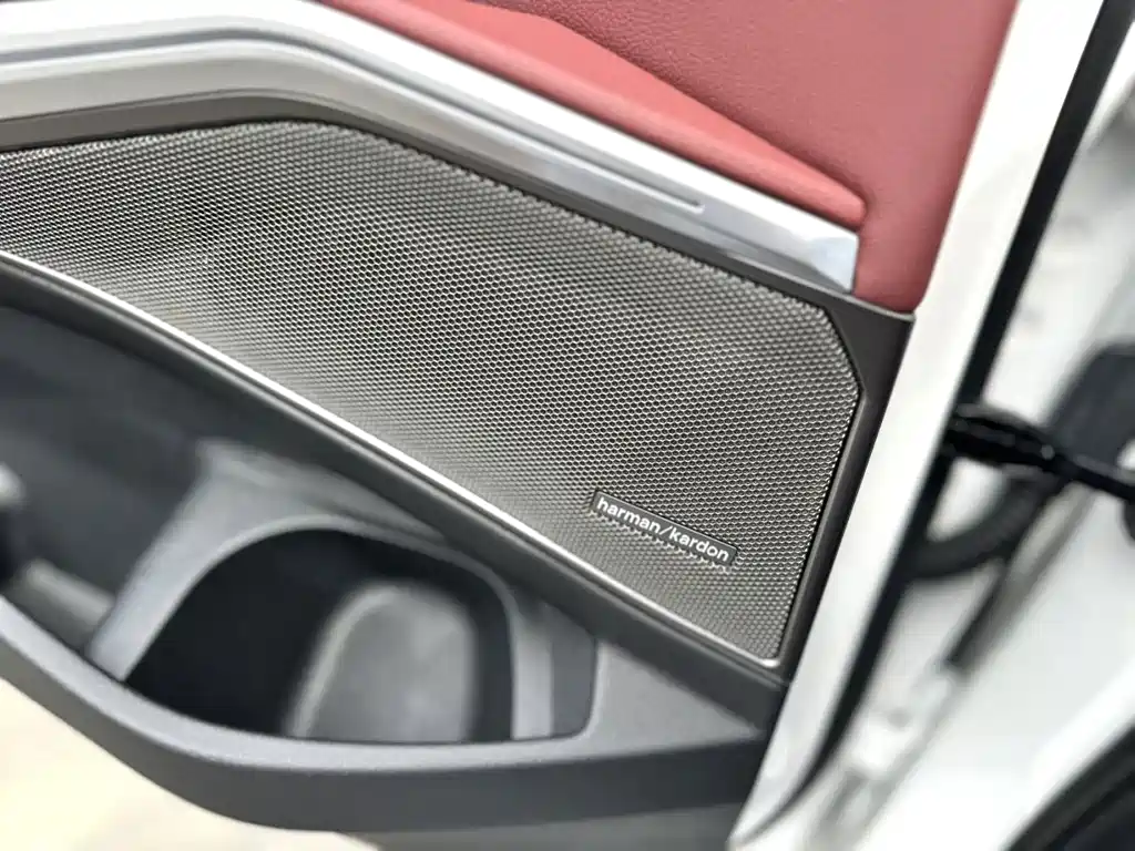 BMW 3 Series — миниатюра 9
