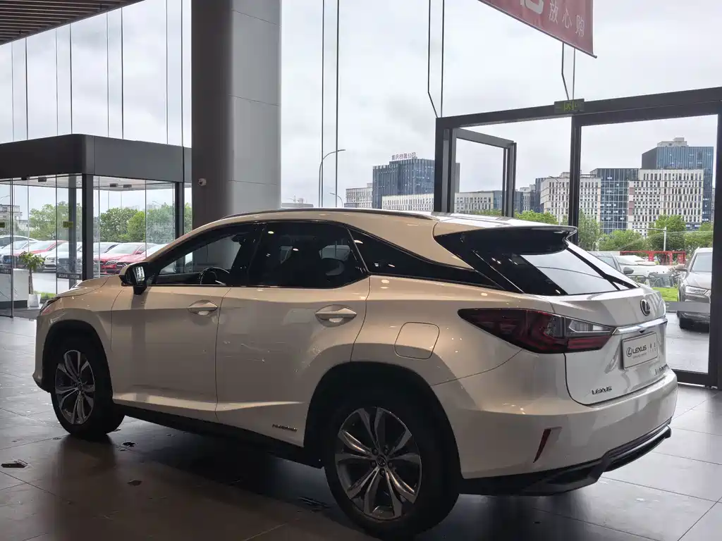 Lexus RX — миниатюра 6