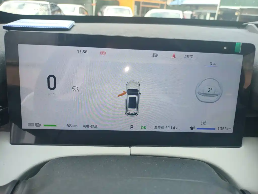 Changan UNI-Z New Energy — миниатюра 4