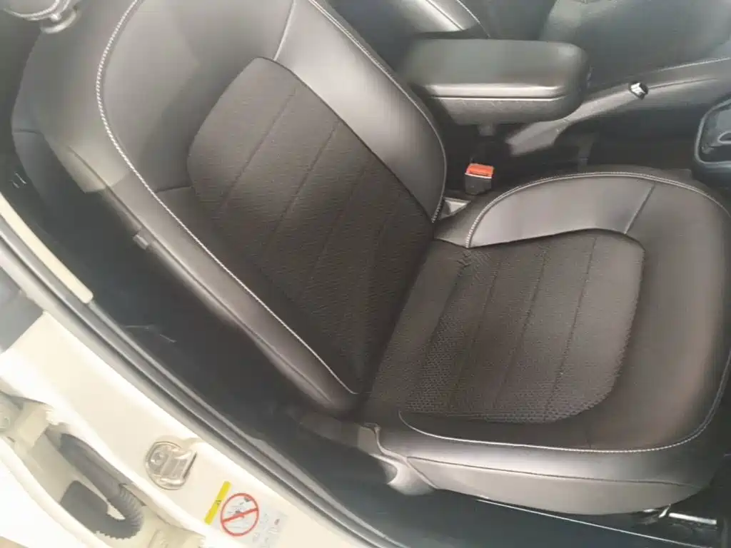 Skoda Rapid Spaceback — миниатюра 25