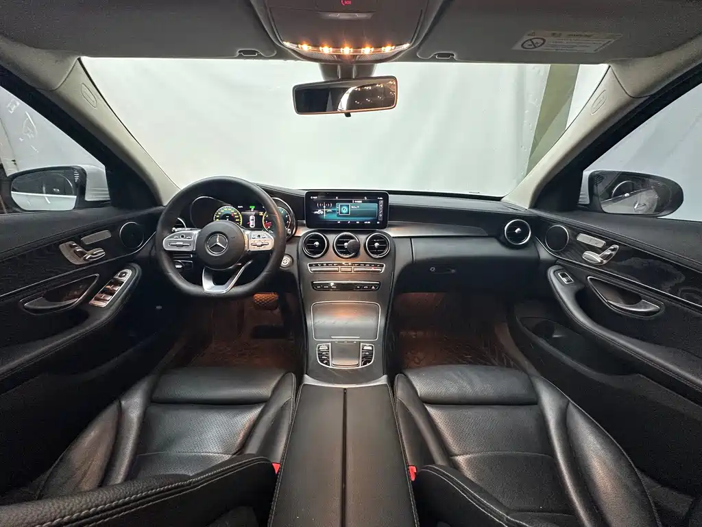 Mercedes-Benz C-Class — миниатюра 10