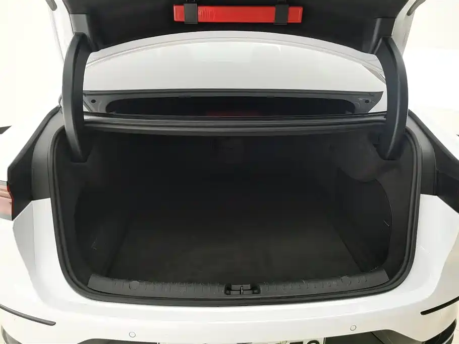 BYD Han 2023 DM-i Champion 121KM Premium