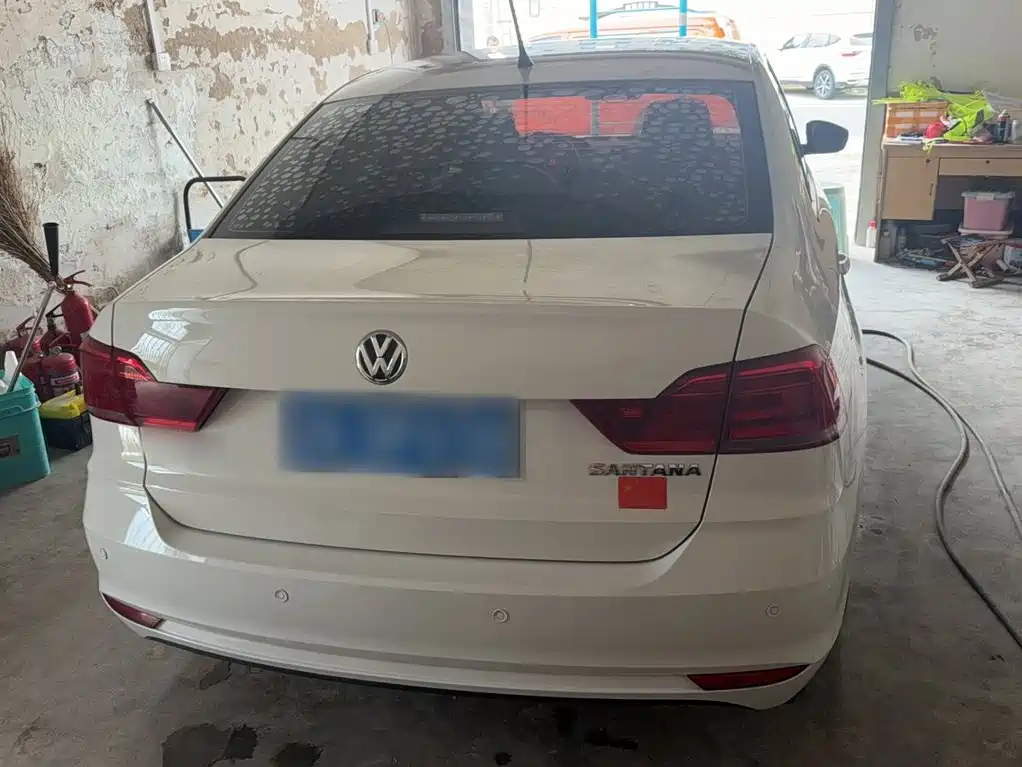 Volkswagen Santana — миниатюра 10