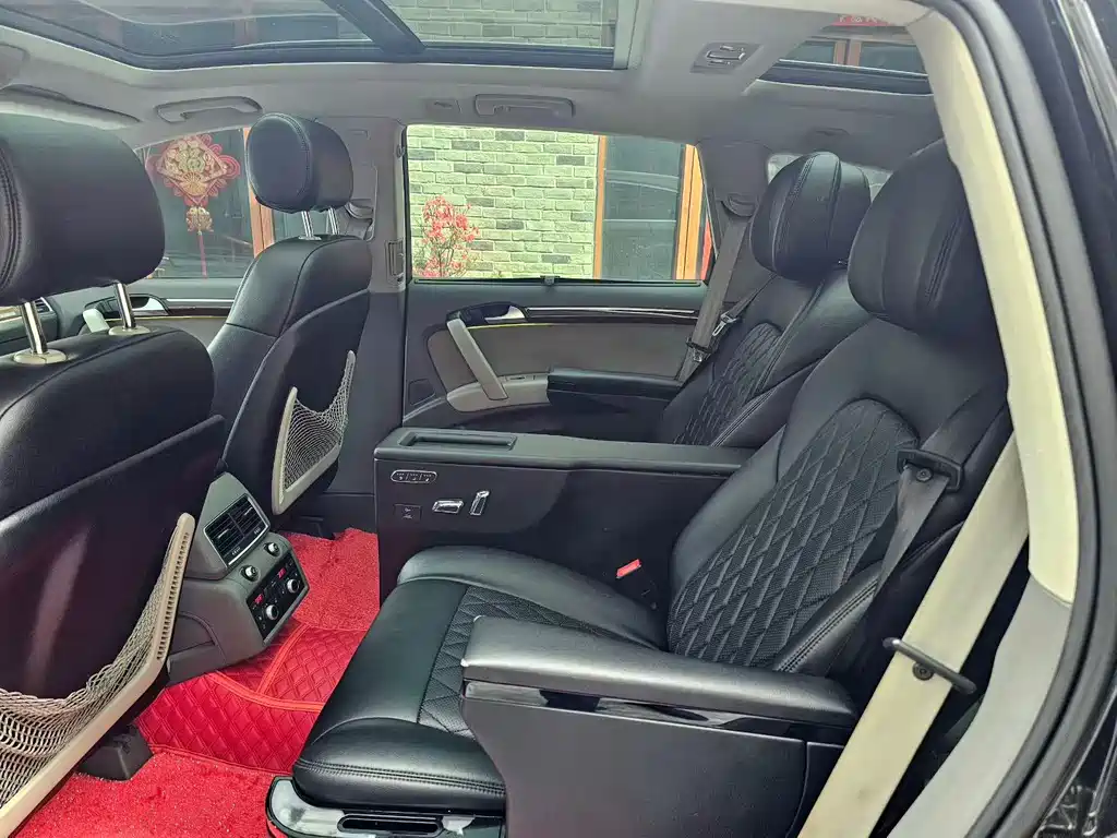 Audi Q7 2011 3.0 TFSI Comfort (200kW