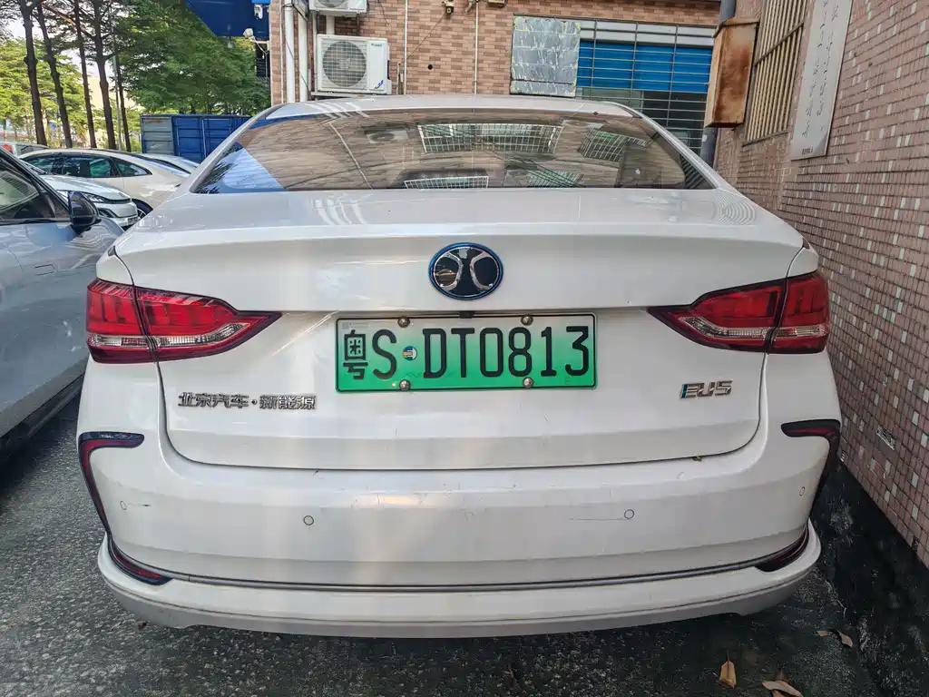 BAIC EU5 — миниатюра 6