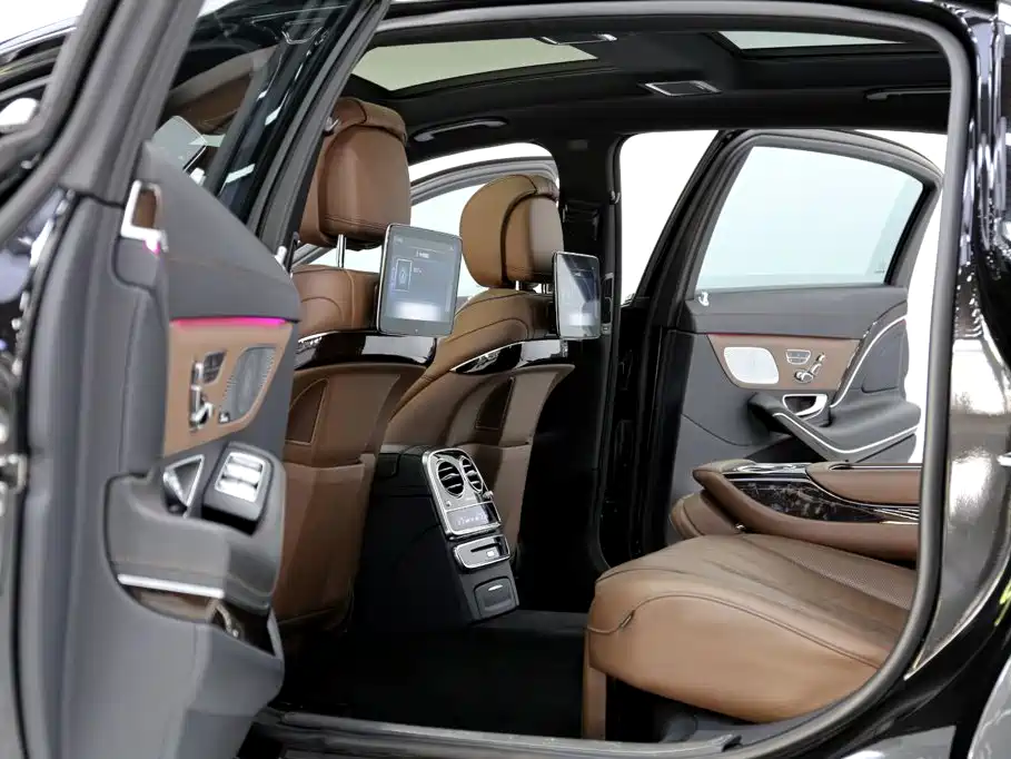 Mercedes-Benz S-Class — миниатюра 21