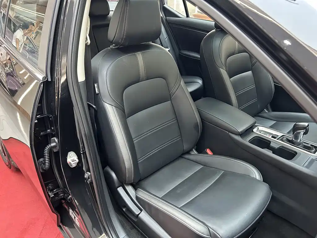 Nissan Sylphy — миниатюра 32
