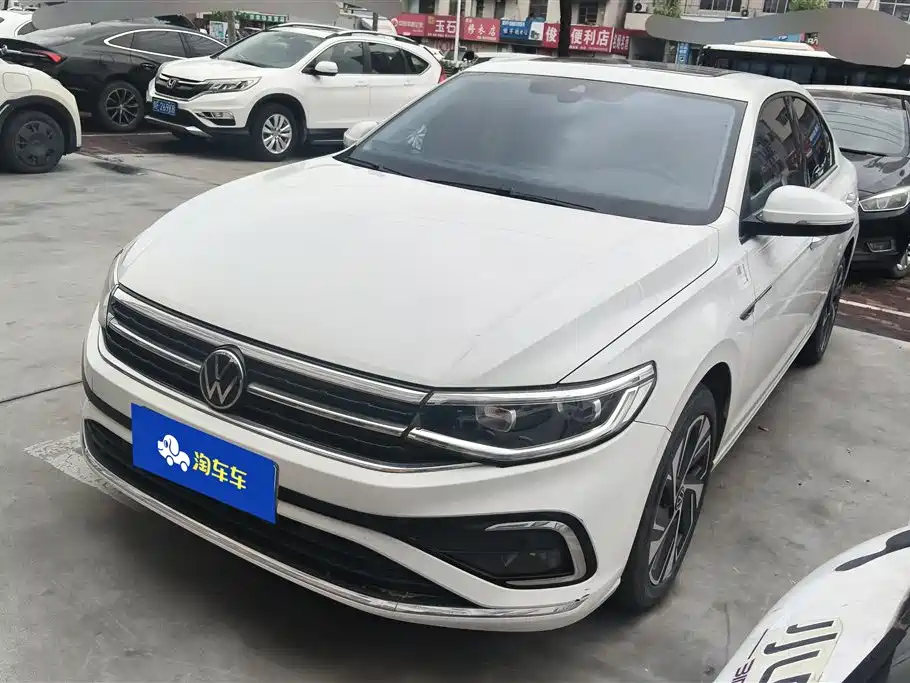 Volkswagen Bora 2024