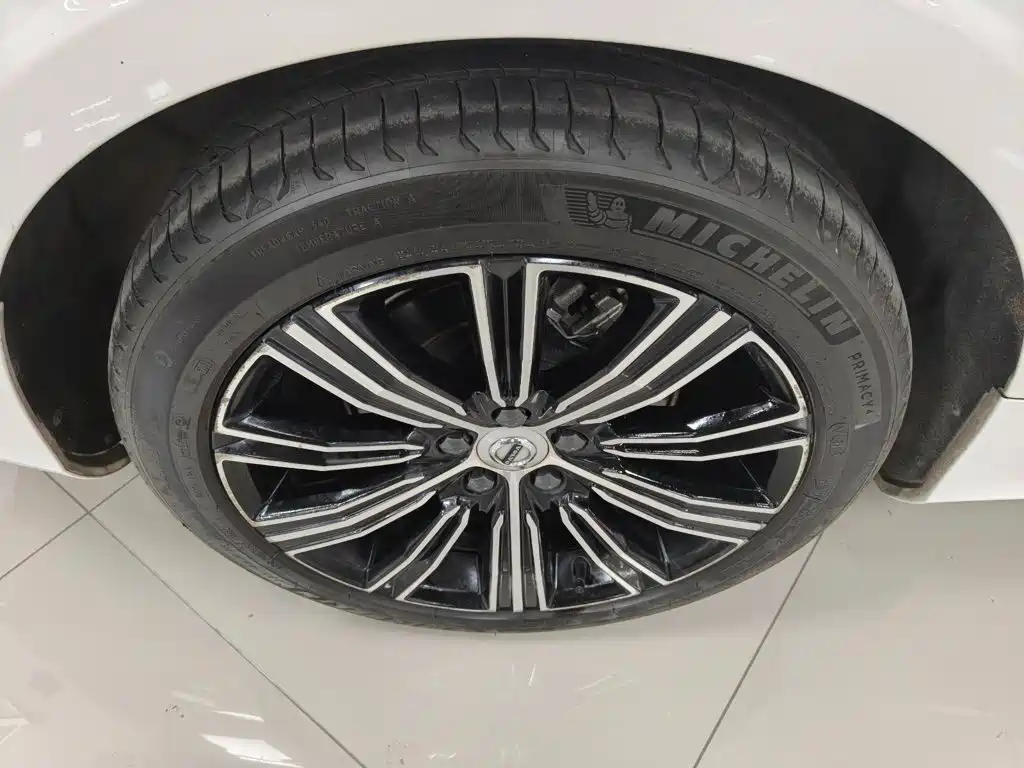 Volvo S60 — миниатюра 33
