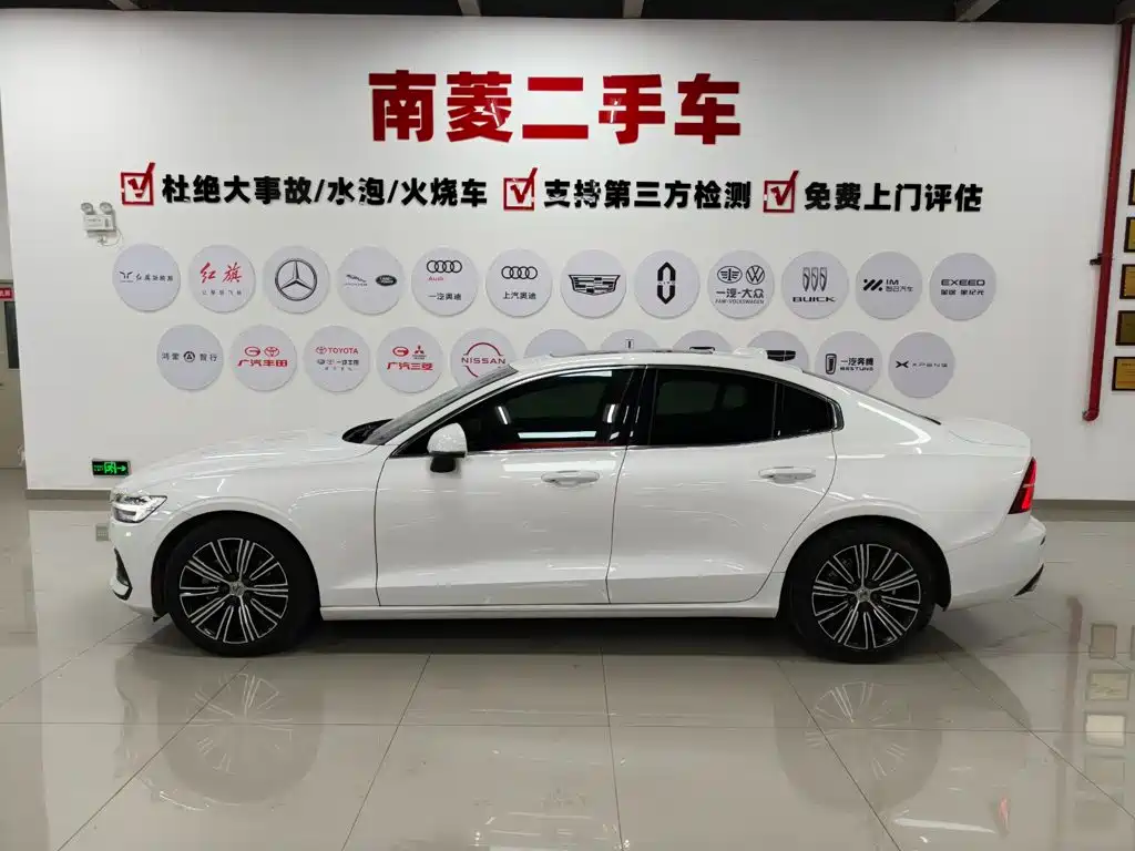 Volvo S60 — миниатюра 8