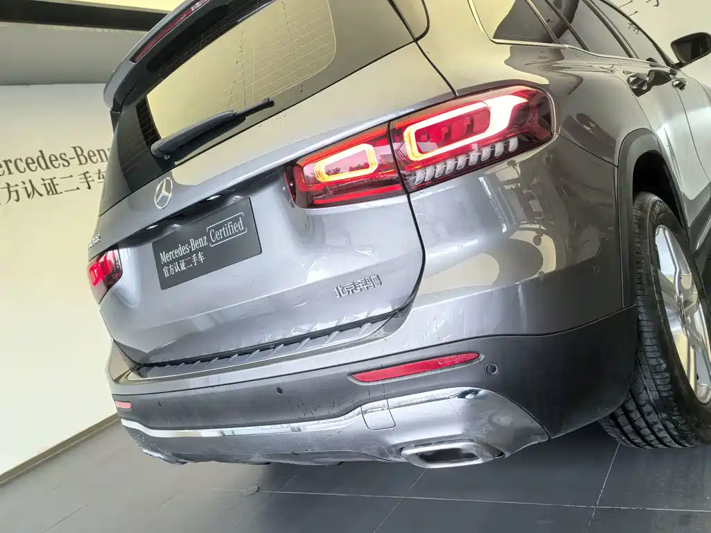 Mercedes-Benz GLB — миниатюра 9