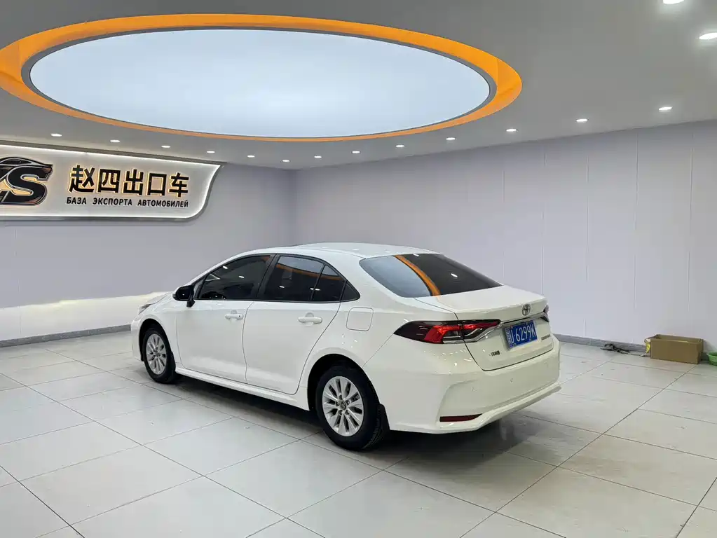 Toyota Corolla — миниатюра 4