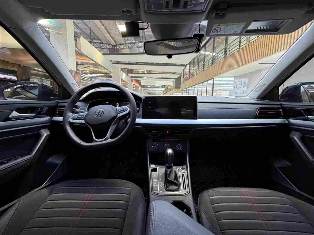 Volkswagen Lavida — миниатюра 5