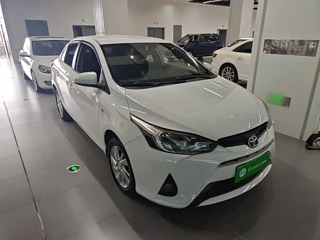 Toyota Yaris L — миниатюра 4