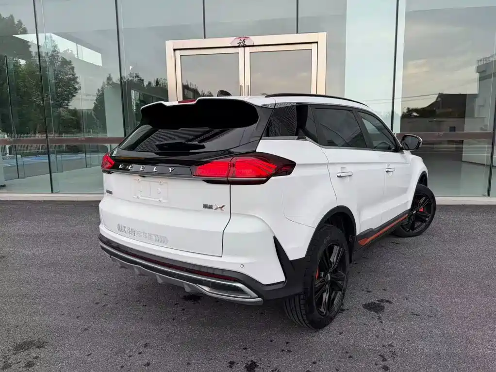 Geely Boyue — миниатюра 2