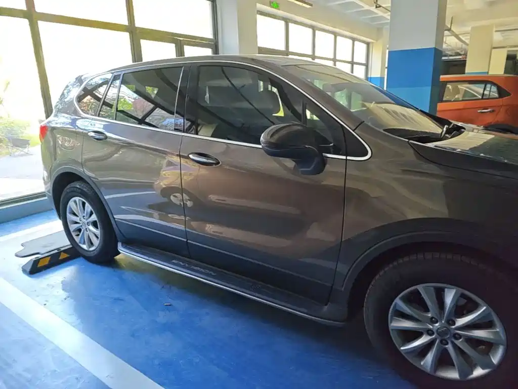 Buick Envision Plus — миниатюра 26