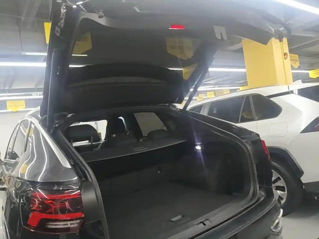Volkswagen X — миниатюра 19