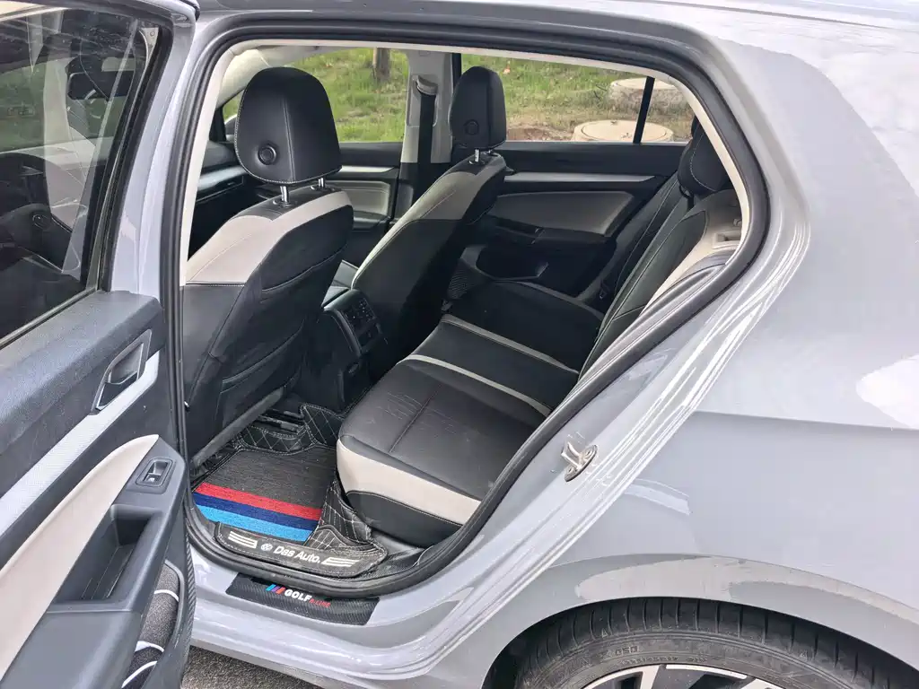 Volkswagen Golf — миниатюра 6