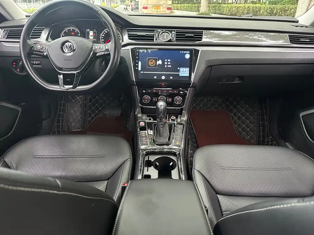 Volkswagen Passat — миниатюра 11