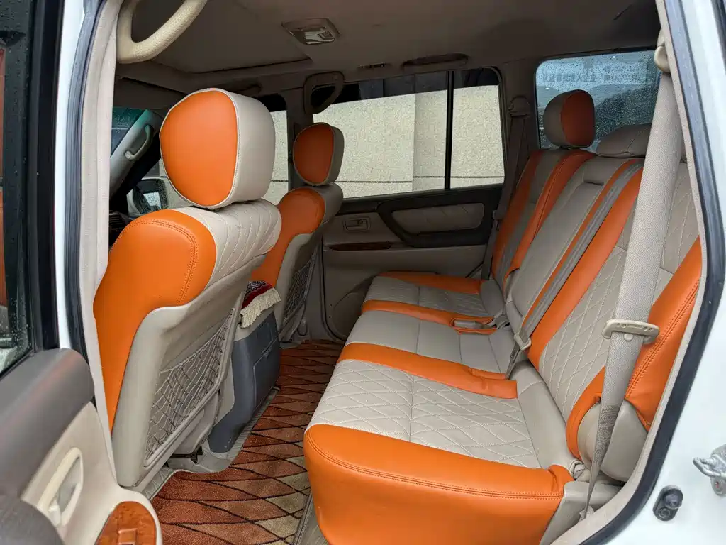 Toyota Land Cruiser — миниатюра 9