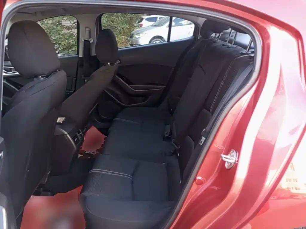 Mazda 3 Axela — миниатюра 17