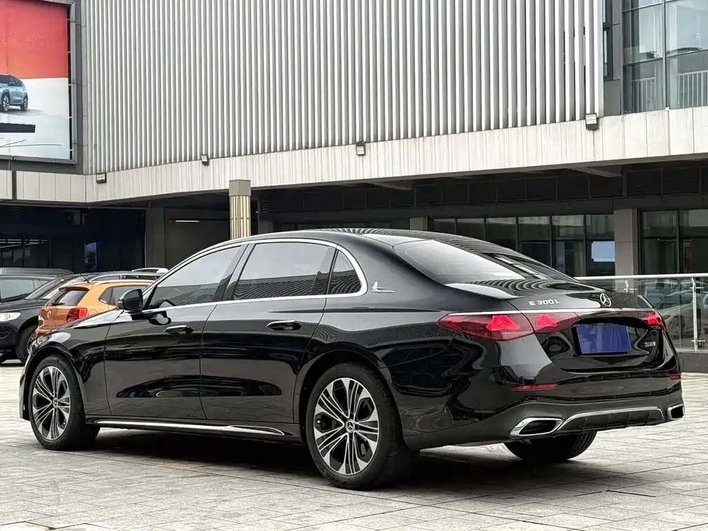 Mercedes-Benz E-Class E 2024 E 300 L Fashion Sport