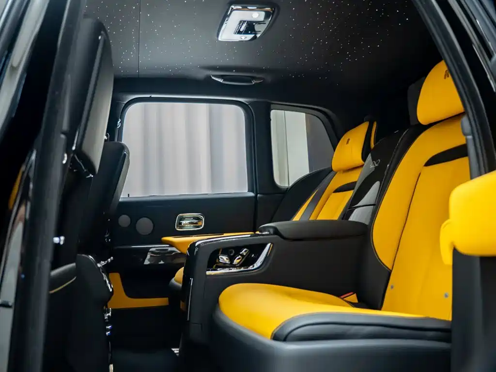 Rolls-Royce Cullinan — миниатюра 12