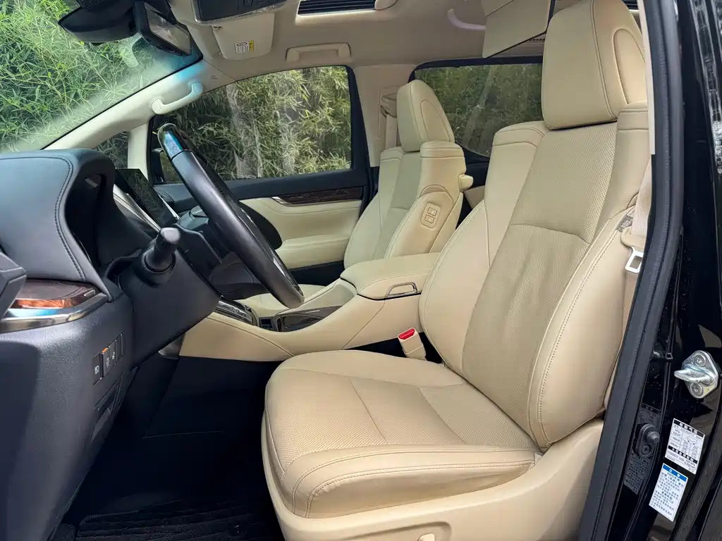 Toyota Alphard 2021 — фото 4