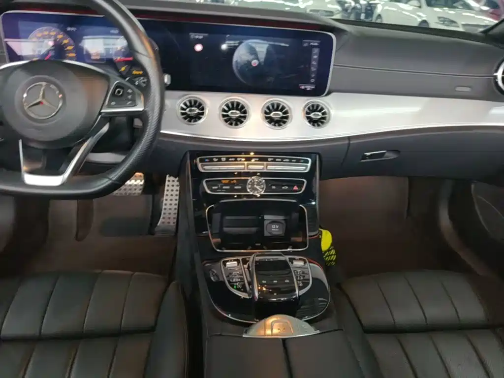 Mercedes-Benz E-Class (Import) — миниатюра 13