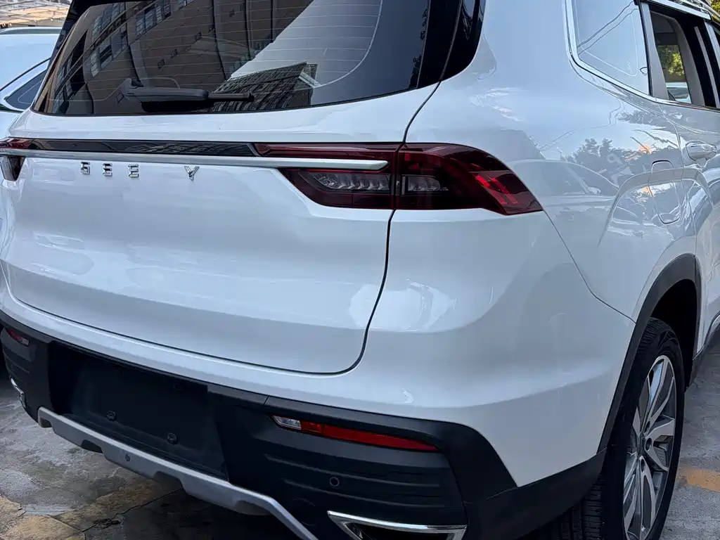 Geely Haoyue — миниатюра 20
