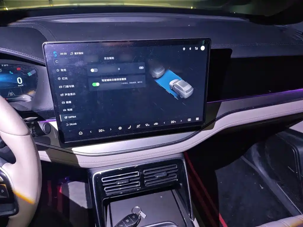 BYD Tang New Energy — миниатюра 6
