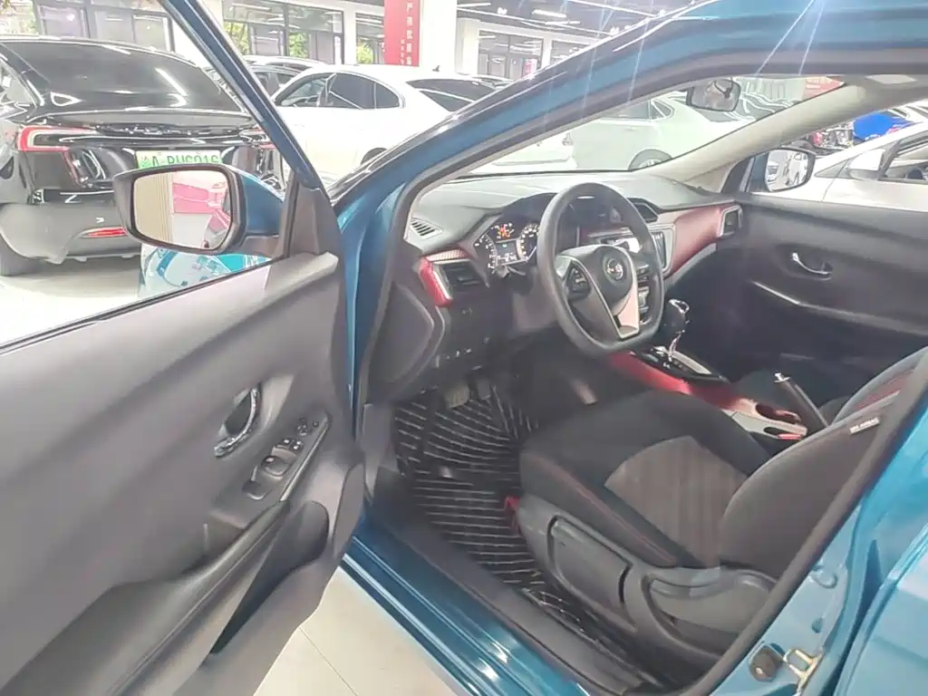 Nissan Bluebird — миниатюра 16