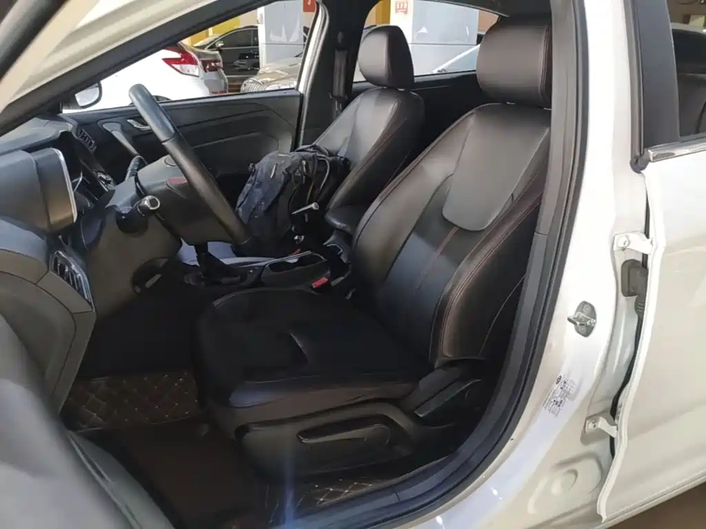 Chery Arrizo 5 — миниатюра 15