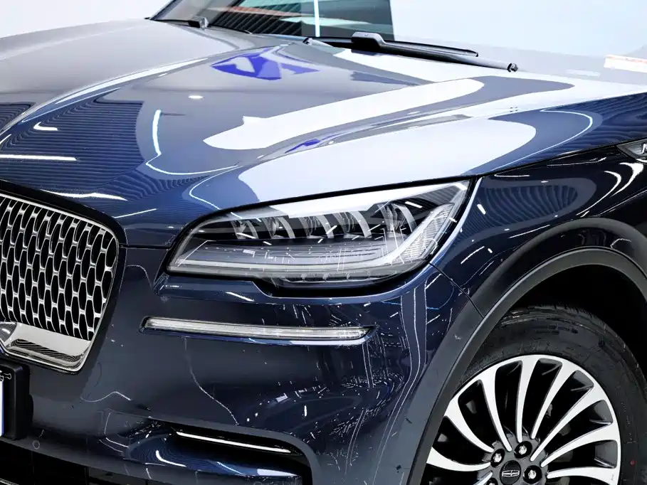 Lincoln Aviator — миниатюра 9