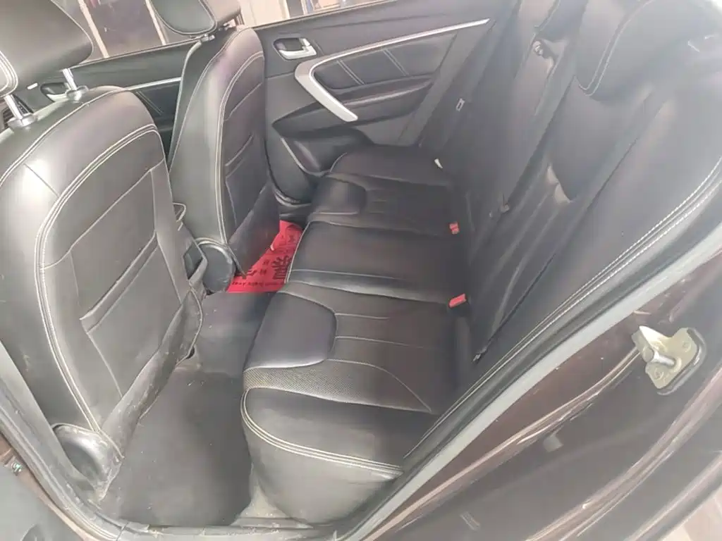 Geely Emgrand — миниатюра 17