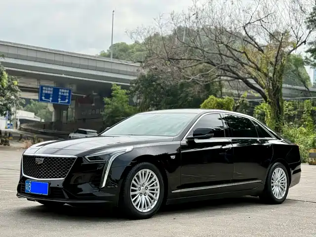 CADILLAC CT6