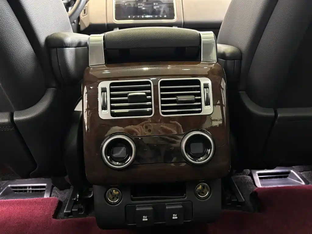 Land Rover Range Rover — миниатюра 21