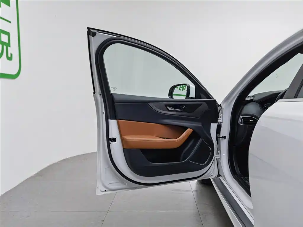 Jaguar XEL 2023 2.0T 250PS R-DYNAMIC S Sport