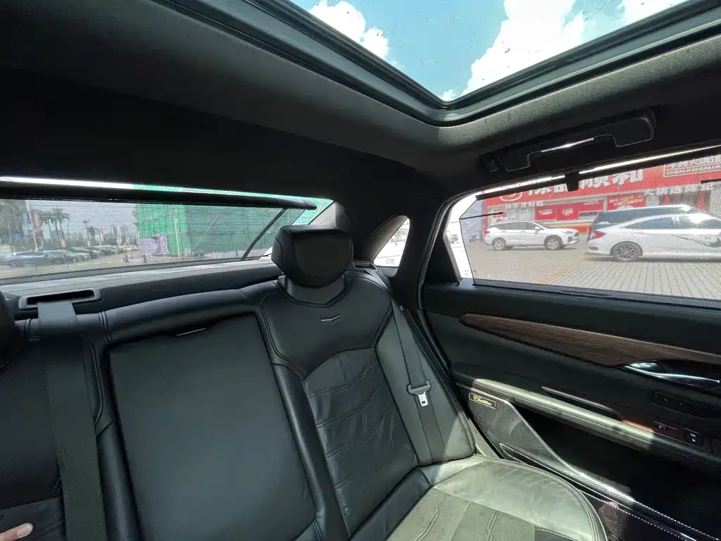Cadillac CT6 — миниатюра 21