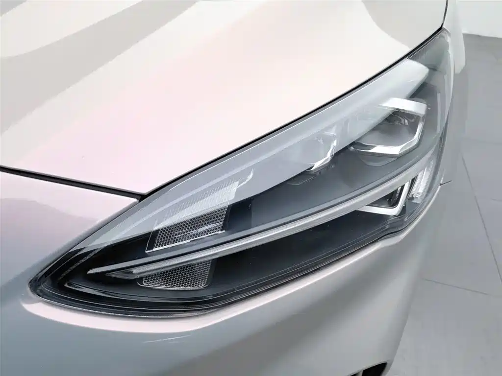 Ford Focus 2019 EcoBoost 180 AT ST Line