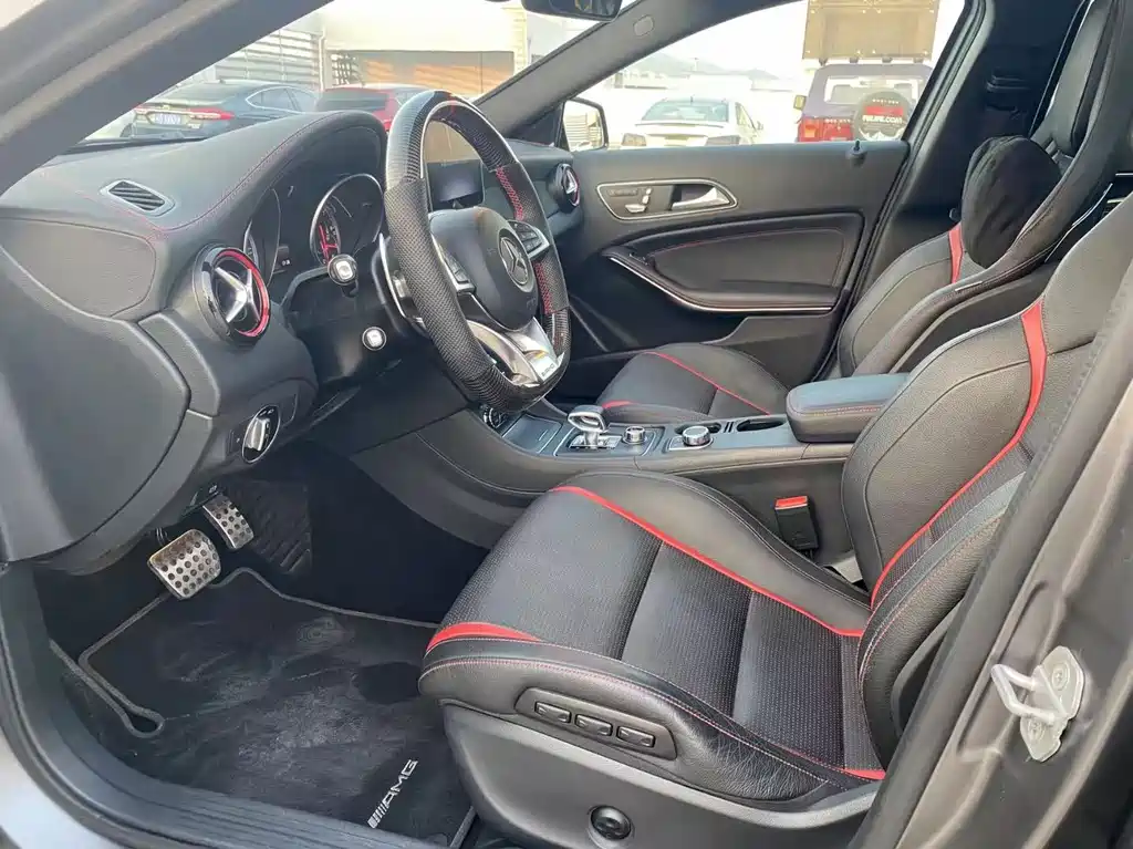 Mercedes-Benz GLA A MG 2017 AMG GLA 45 4MATIC