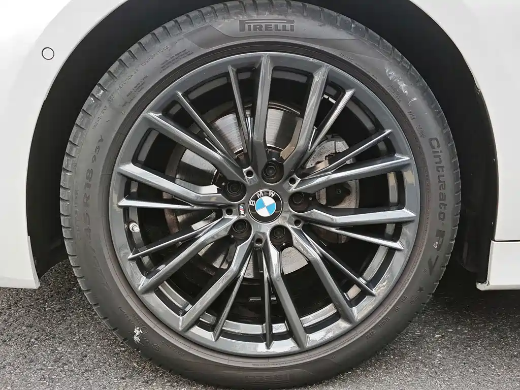 BMW 3 Series — миниатюра 7