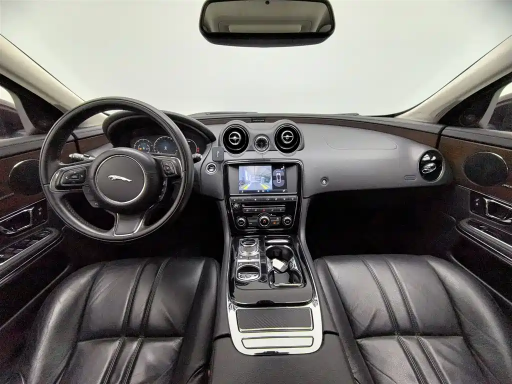 Jaguar XJ 2016 XJL 2.0T Elegant