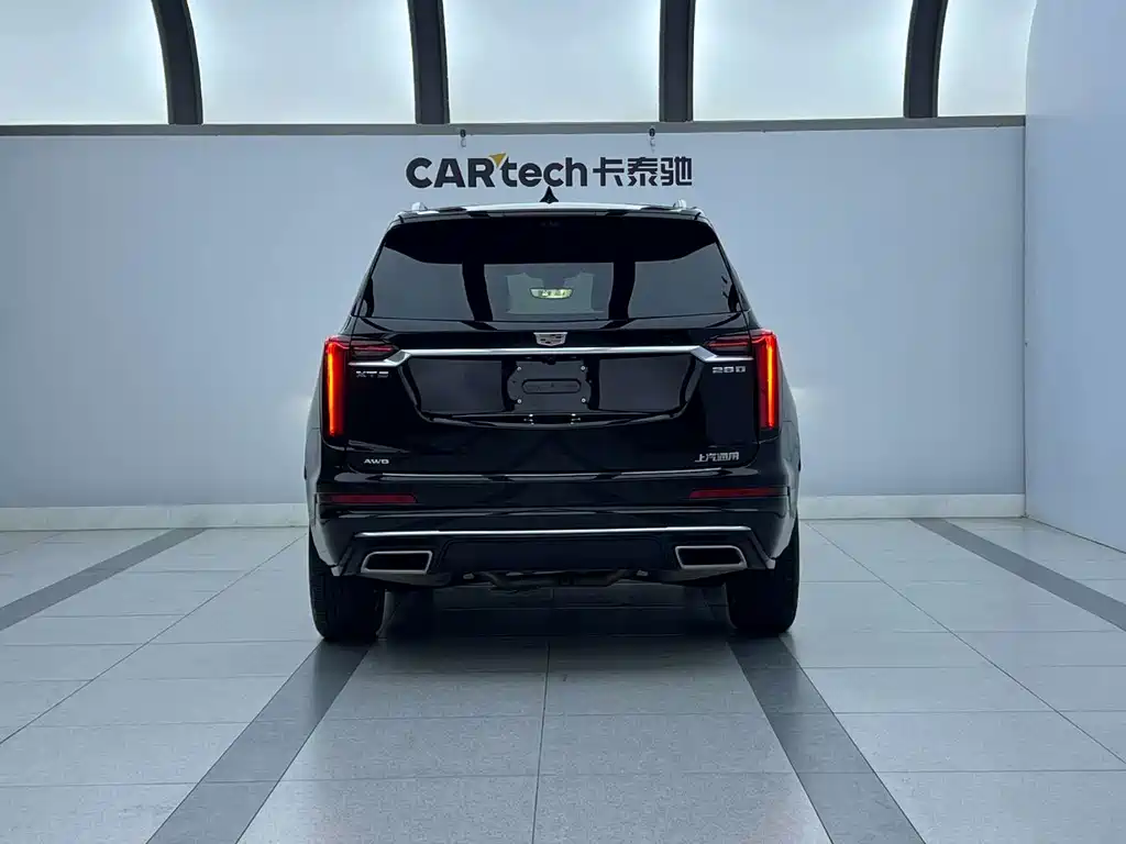 Cadillac XT6 — миниатюра 7