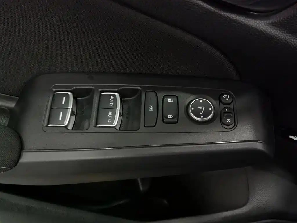 Honda Civic 2022 240TURBO CVT