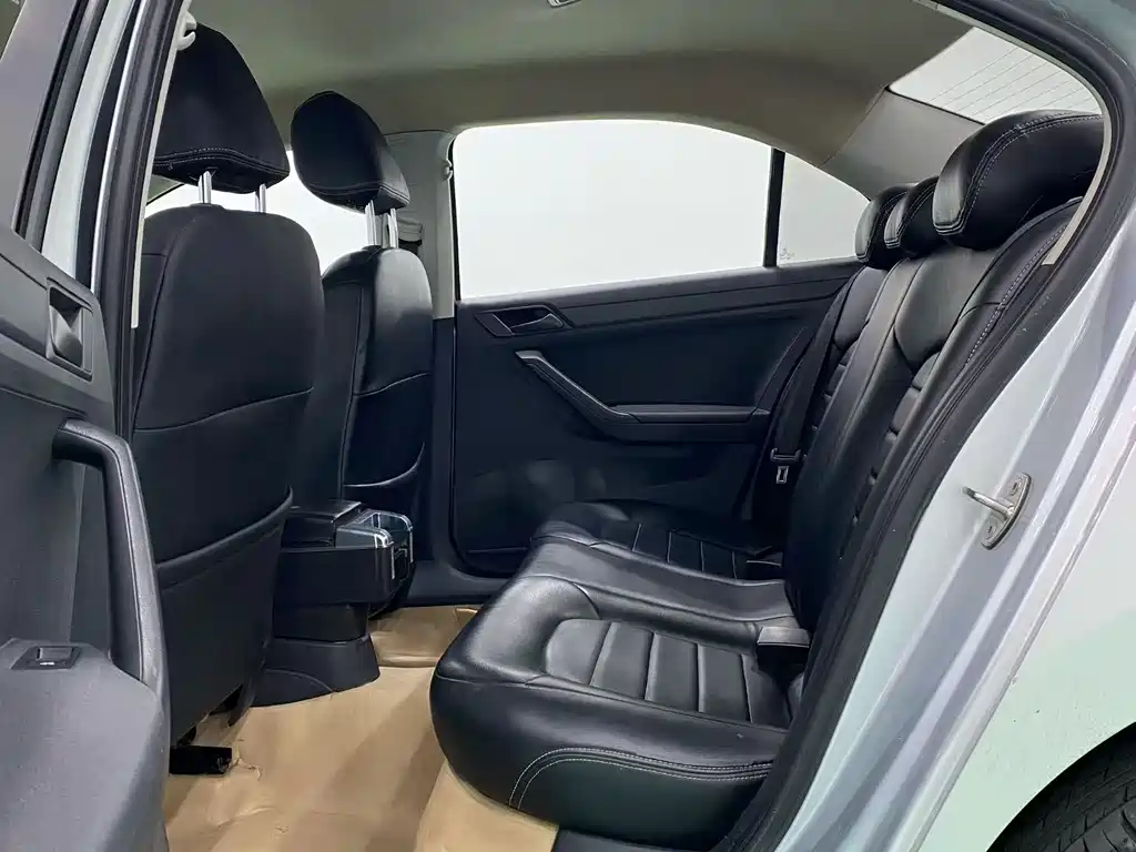 Volkswagen Jetta 2017 1.4L MT Fashion