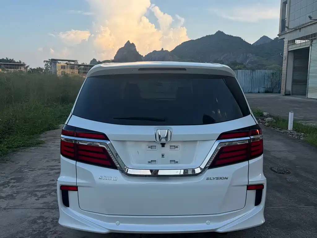 Honda Elysion — миниатюра 5