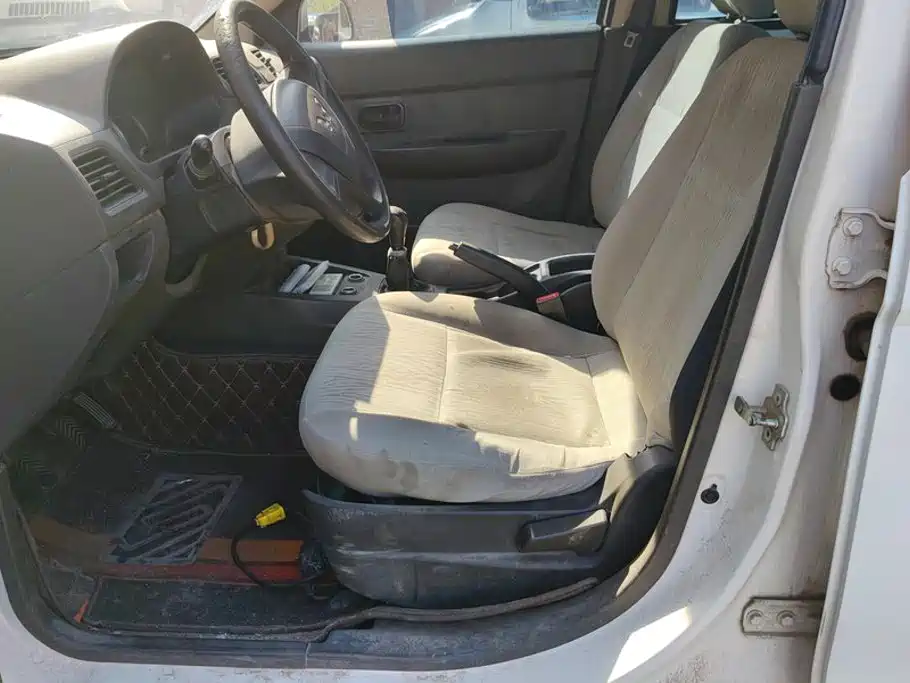 Wuling Hongguang — миниатюра 9